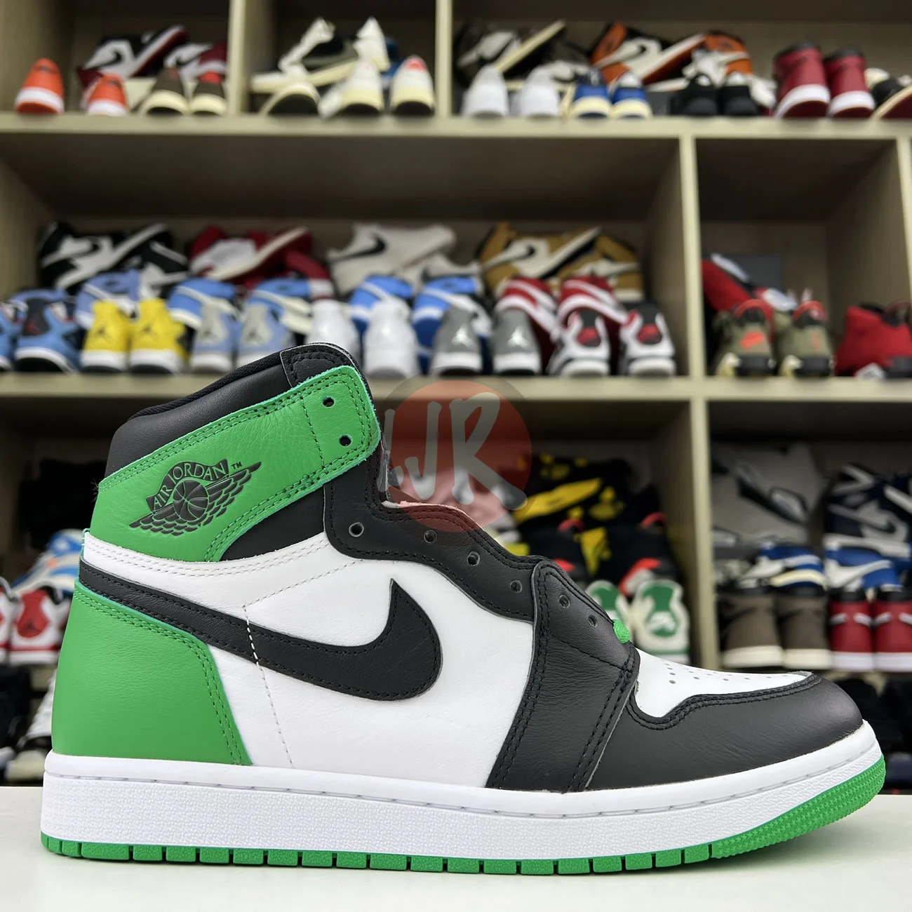 Air Jordan 1 Retro High Og Lucky Green Dz5485 031 Ljr Sneakers (12) - www.ljrofficial.com